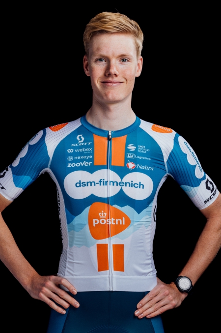 Photo Gijs Leemreize